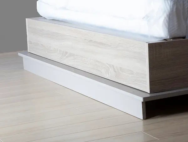 Wall bed with fixed leg